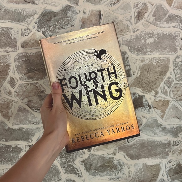 FOURTH WING 🐉🐲 - Picture 2 of 4